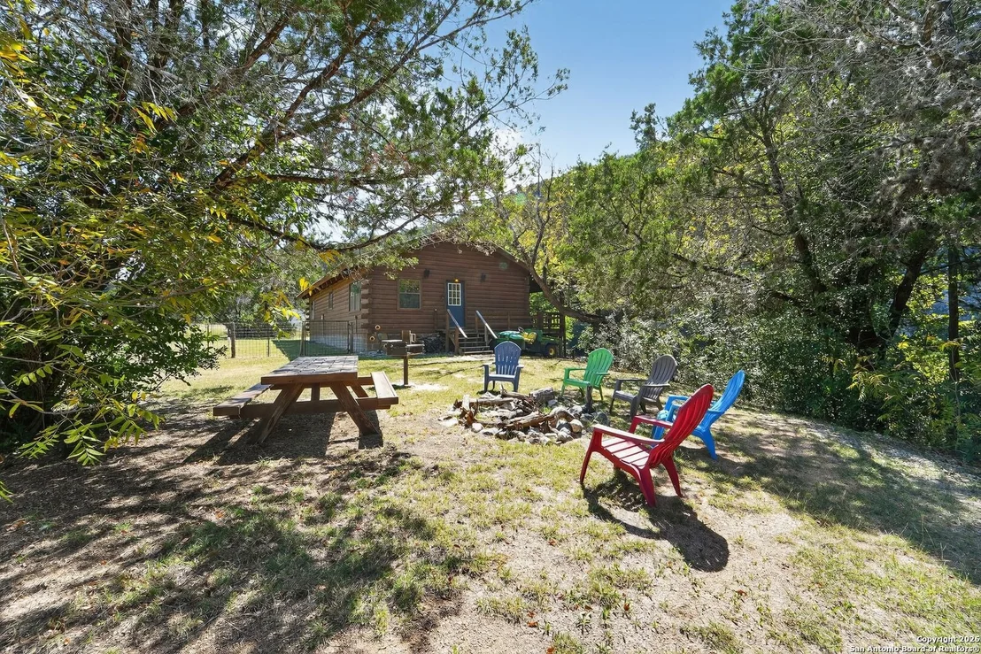 Photo of 648 BLUFFCREEK RD