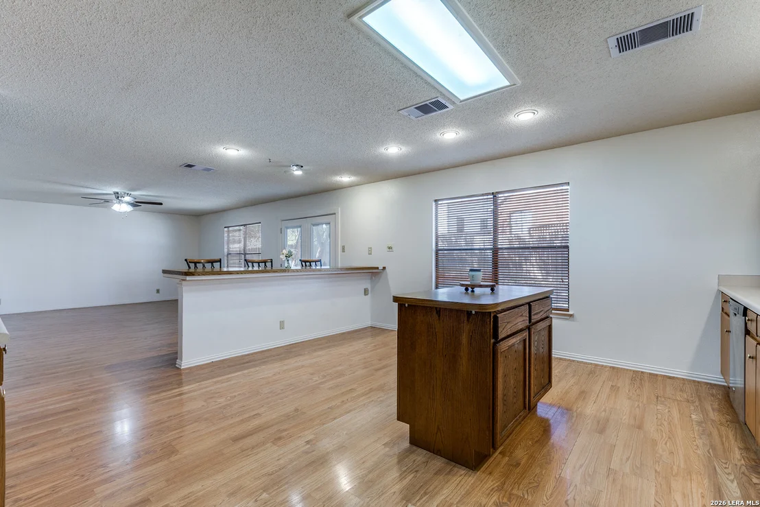 Photo of 9507 Shadowbrook