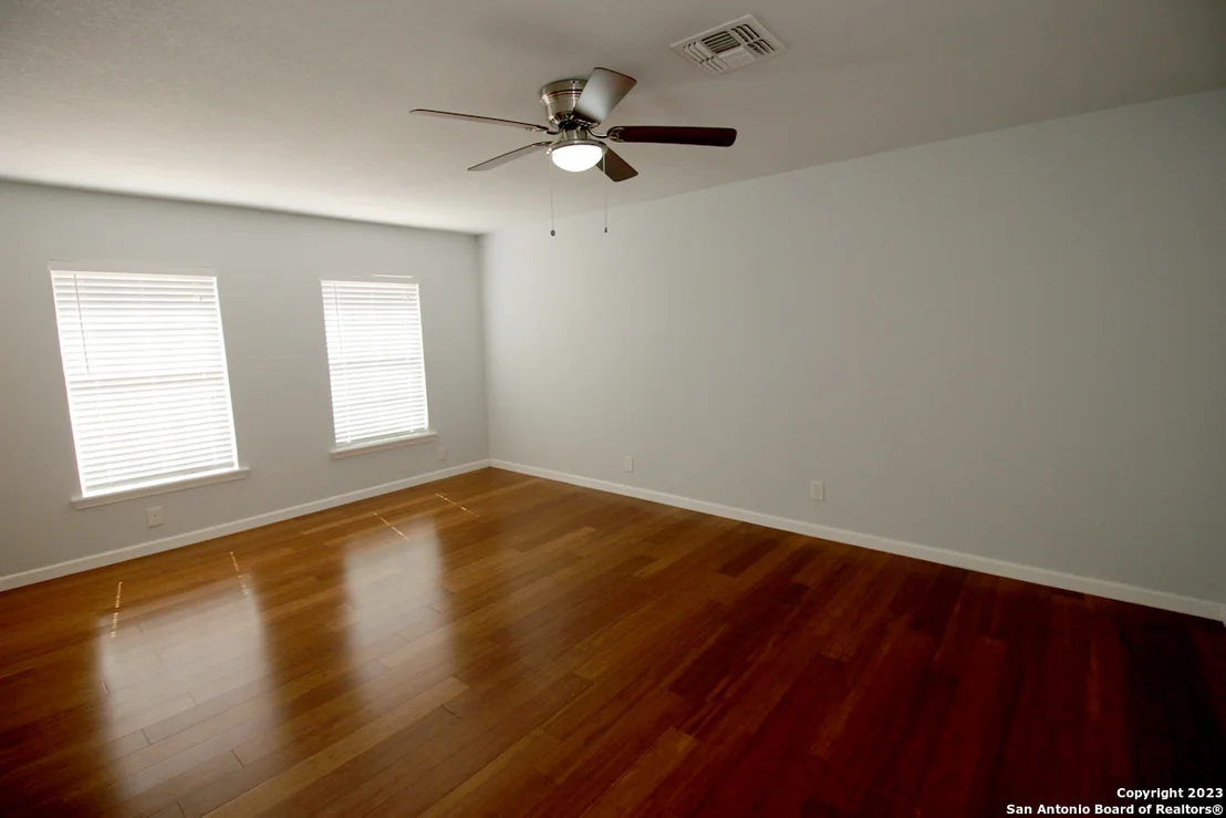 Photo of 64 Vaughan Pl