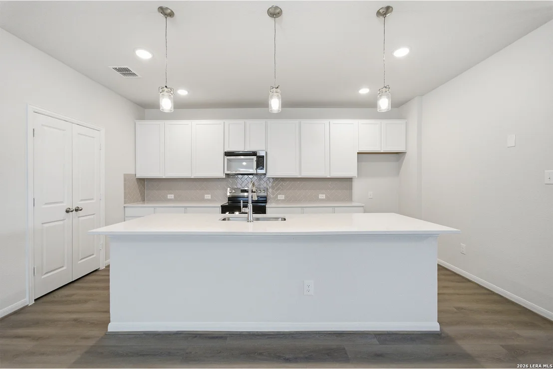 Photo of 2906 Tengyc Bow