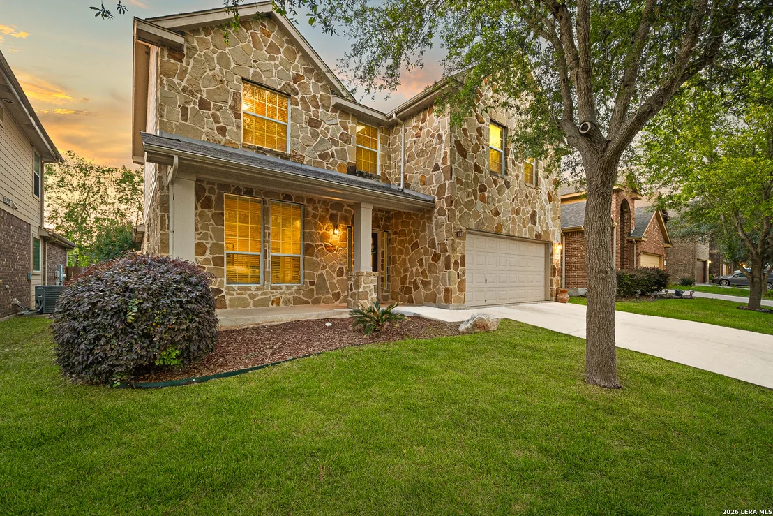 Photo of 1008 Magellan
