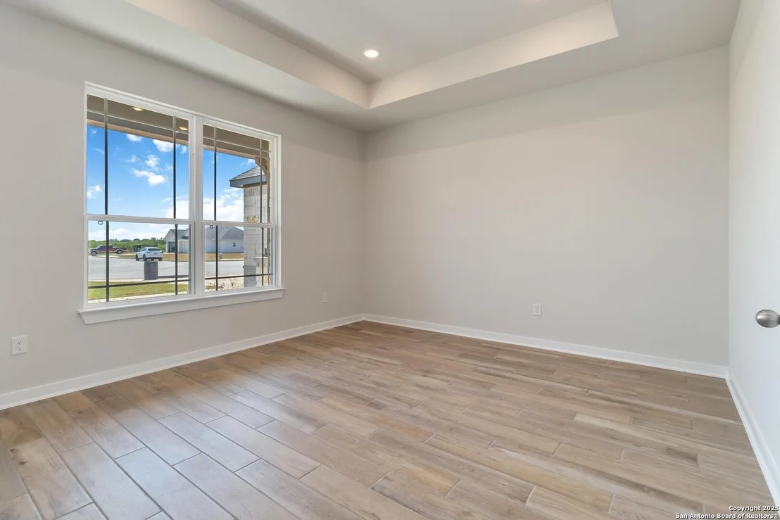 Photo of 1587 Vista View Drive