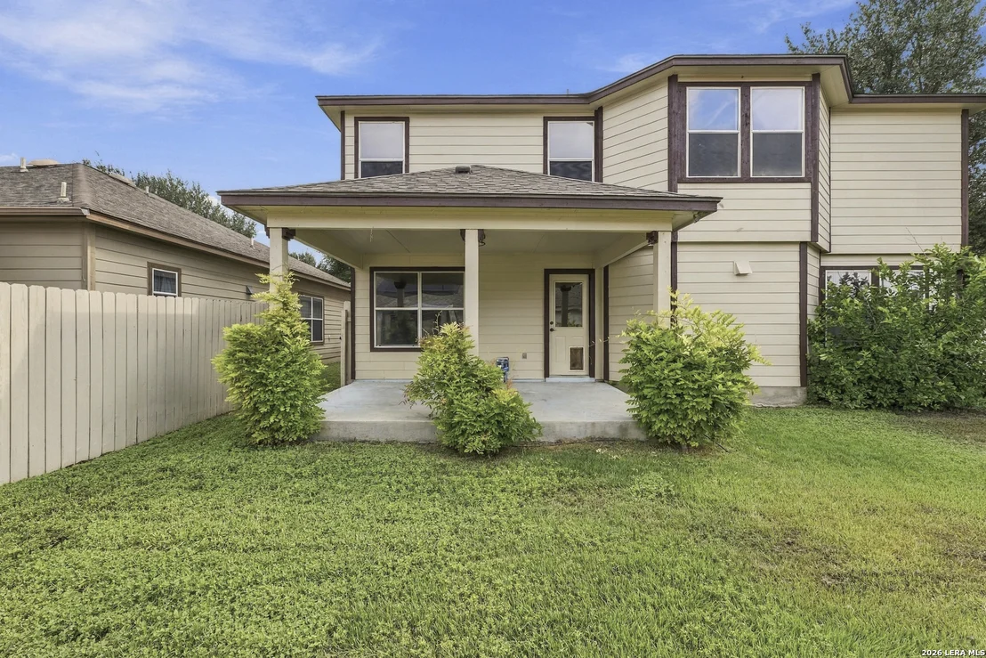 Photo of 233 JULIAN PT