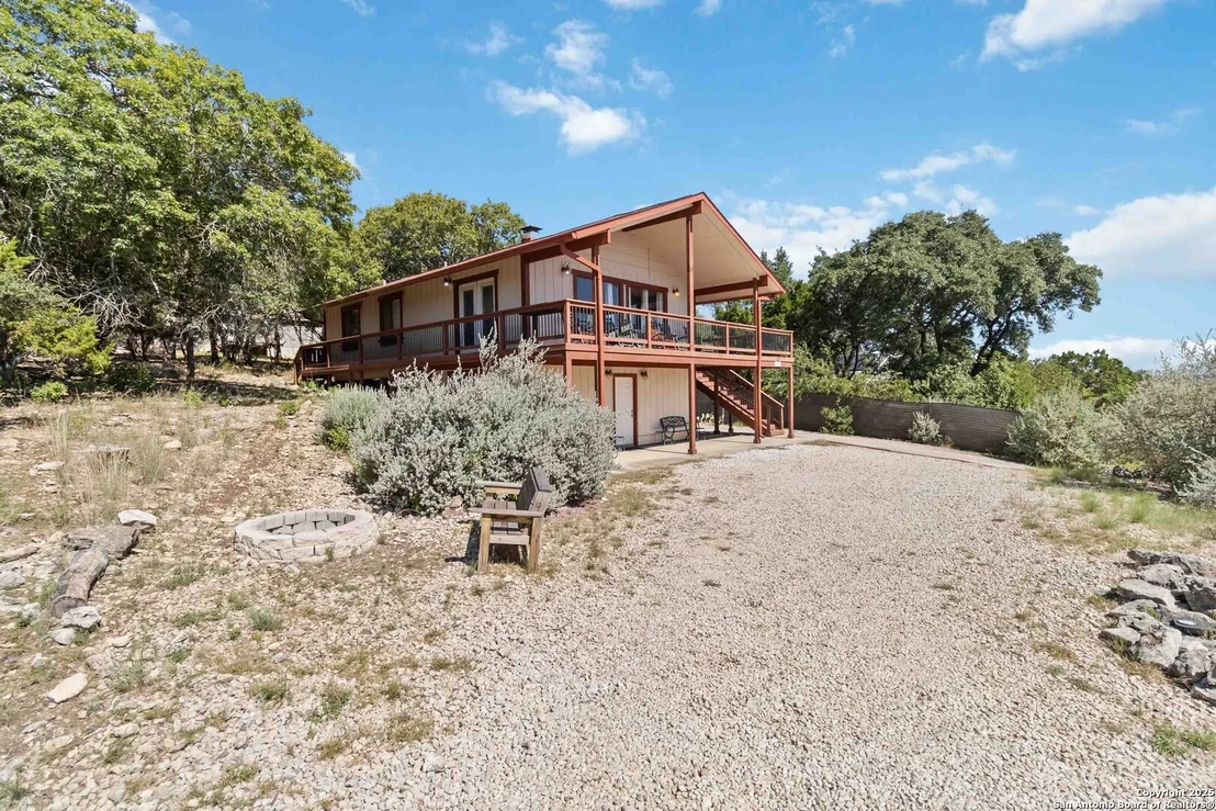 Photo of 1291 Springwater