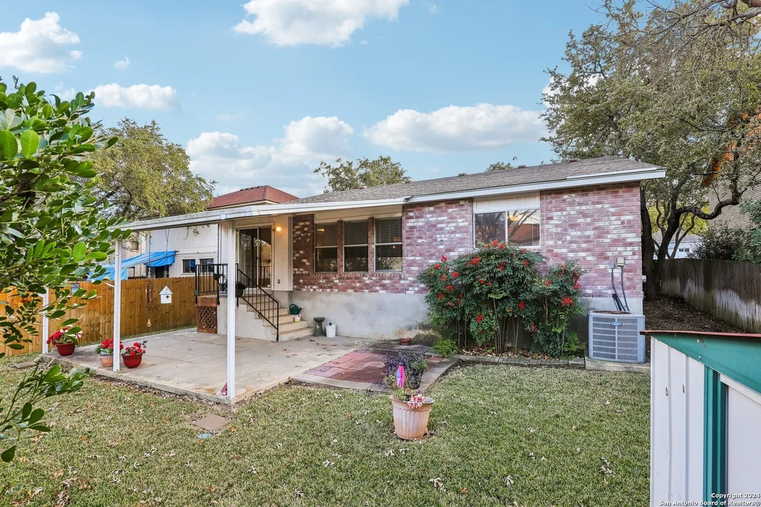 Photo of 9181 RIDGE PATH