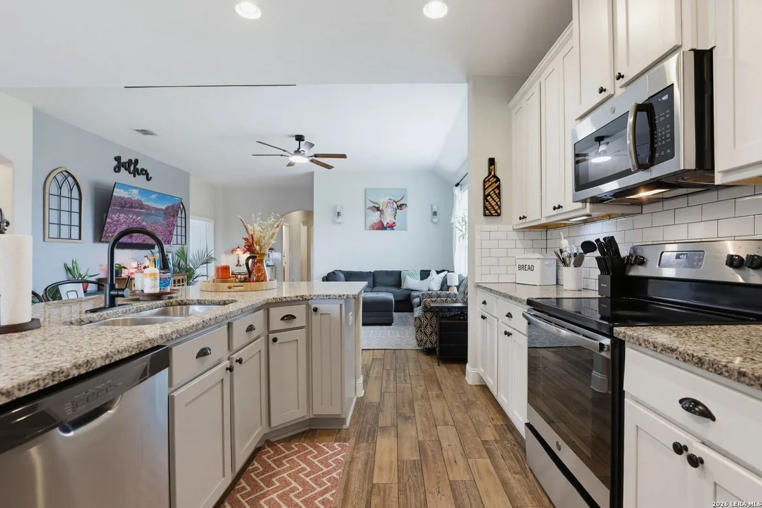 Photo of 1612 ALVIN CIR