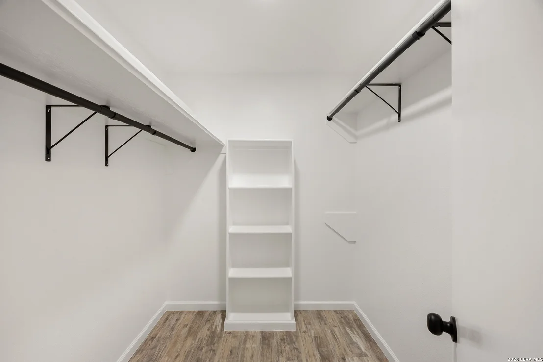 Photo of 3003 Oak Sprawl