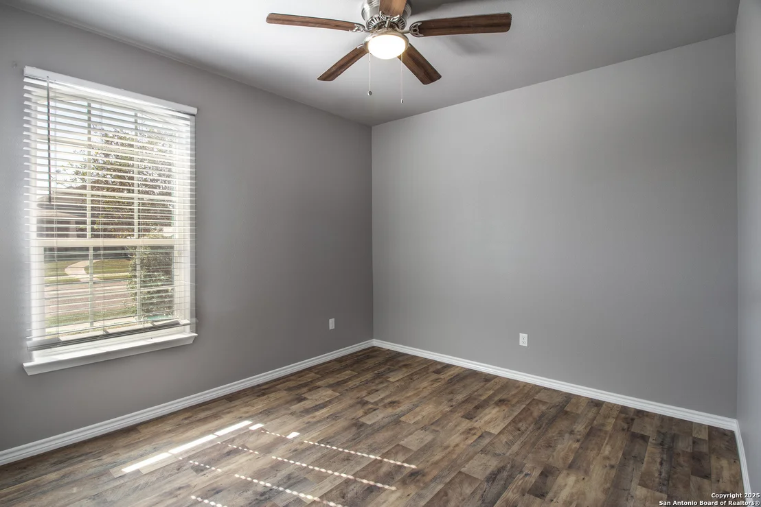 Photo of 2212 Tallow