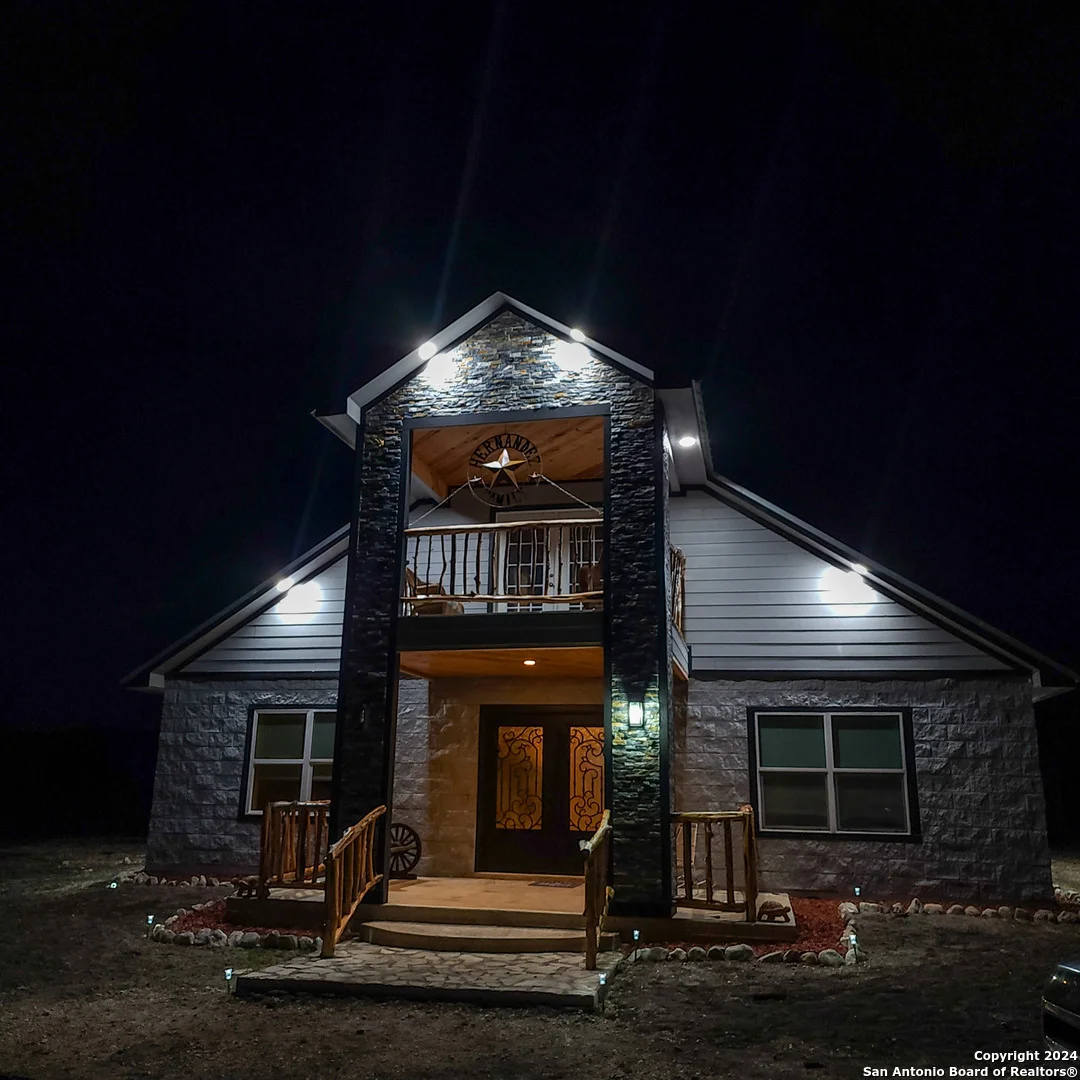 Photo of 136 Cardinal Drive