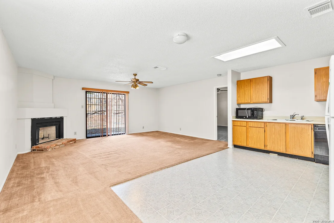 Photo of 7623 Cascade Oak