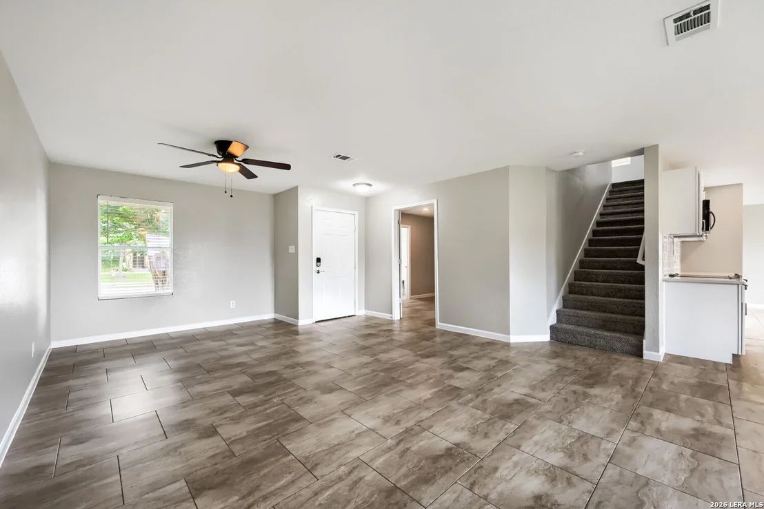 Photo of 117 Gatewood Clf