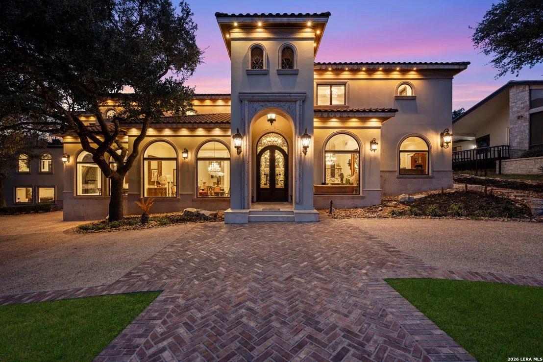 Photo of 11 Vineyard Dr.