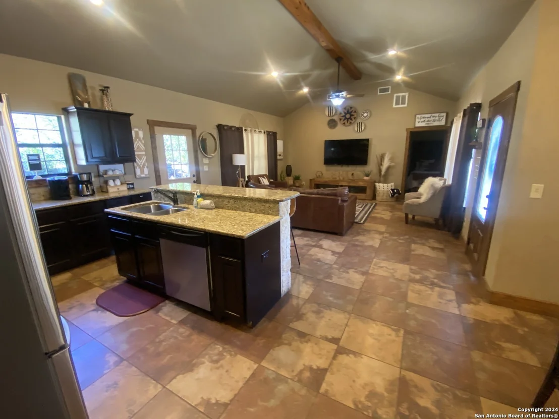 Photo of 630 MARIPOSA