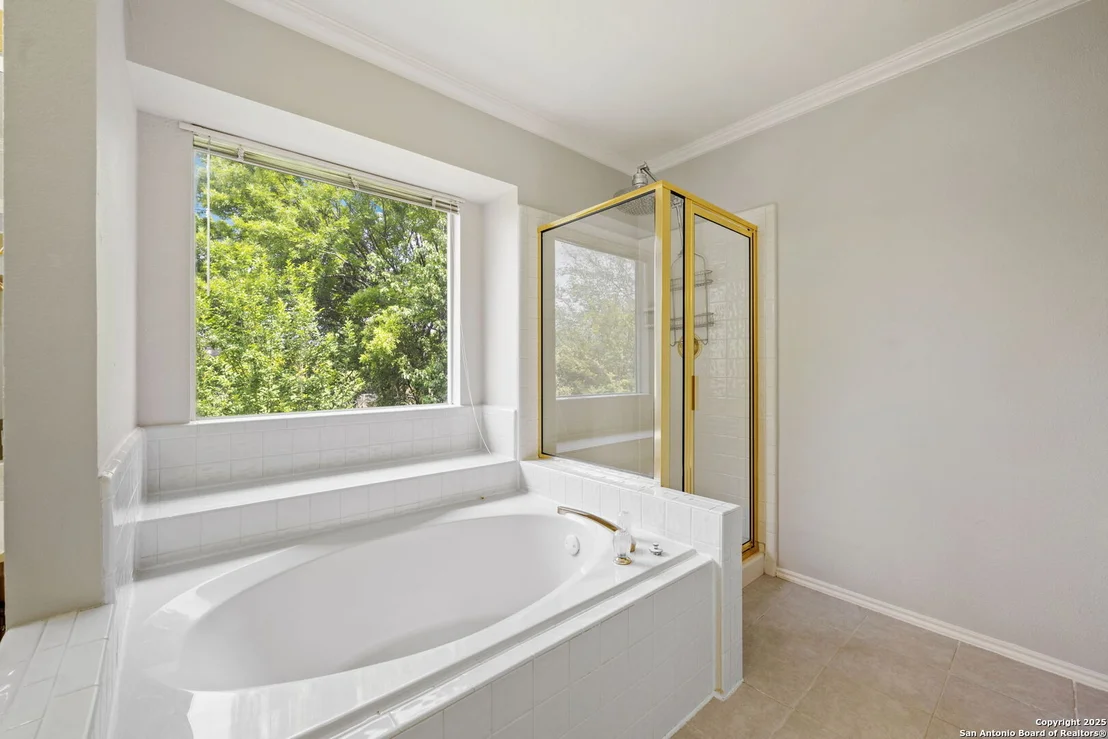 Photo of 6115 Glen Heather