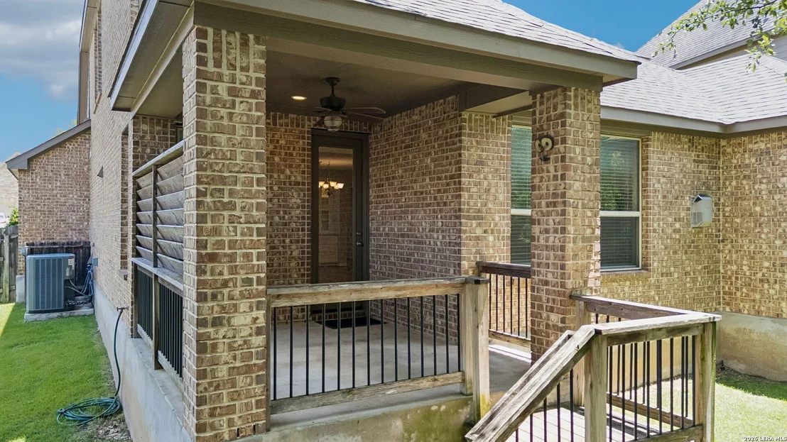 Photo of 121 Cimarron Crk