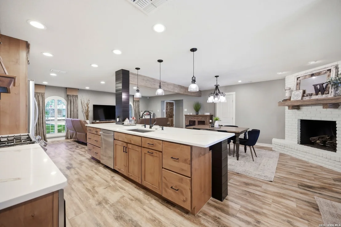 Photo of 106 Barcelona Drive