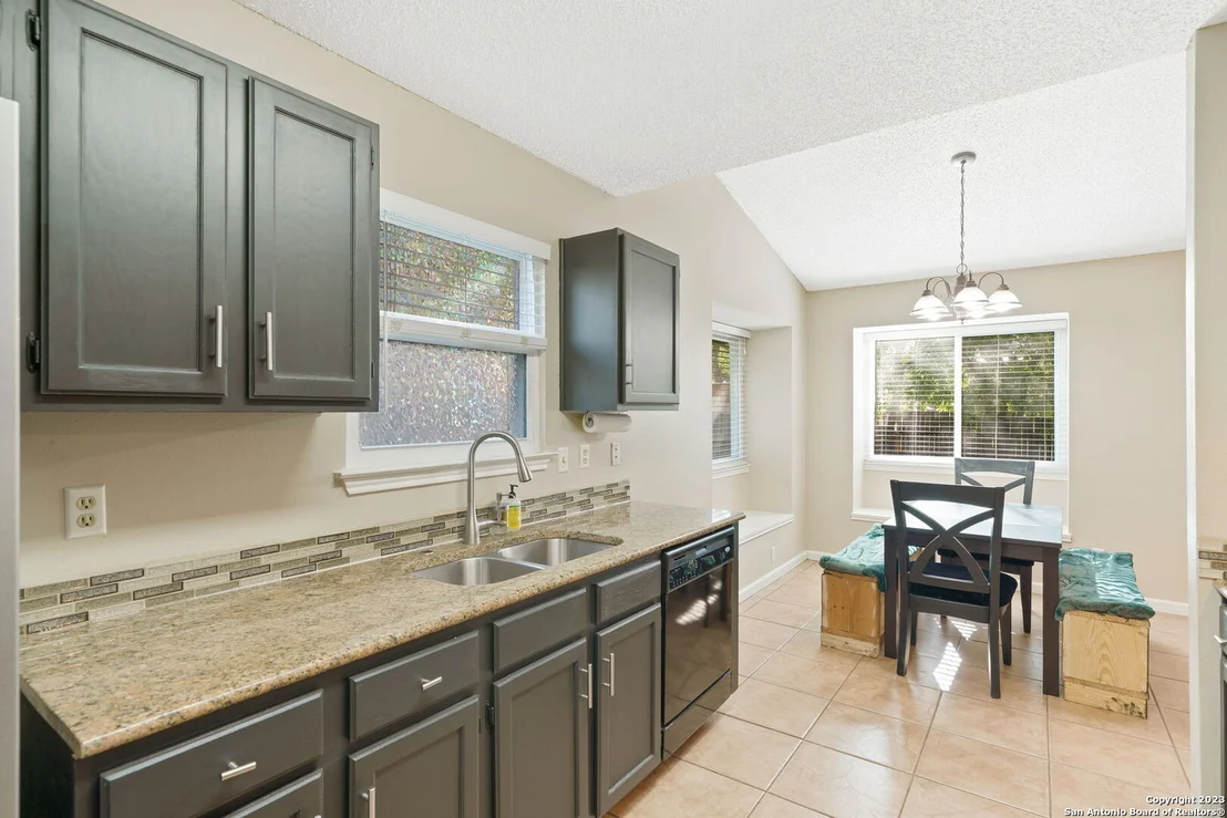 Photo of 4722 Saddle Ridge
