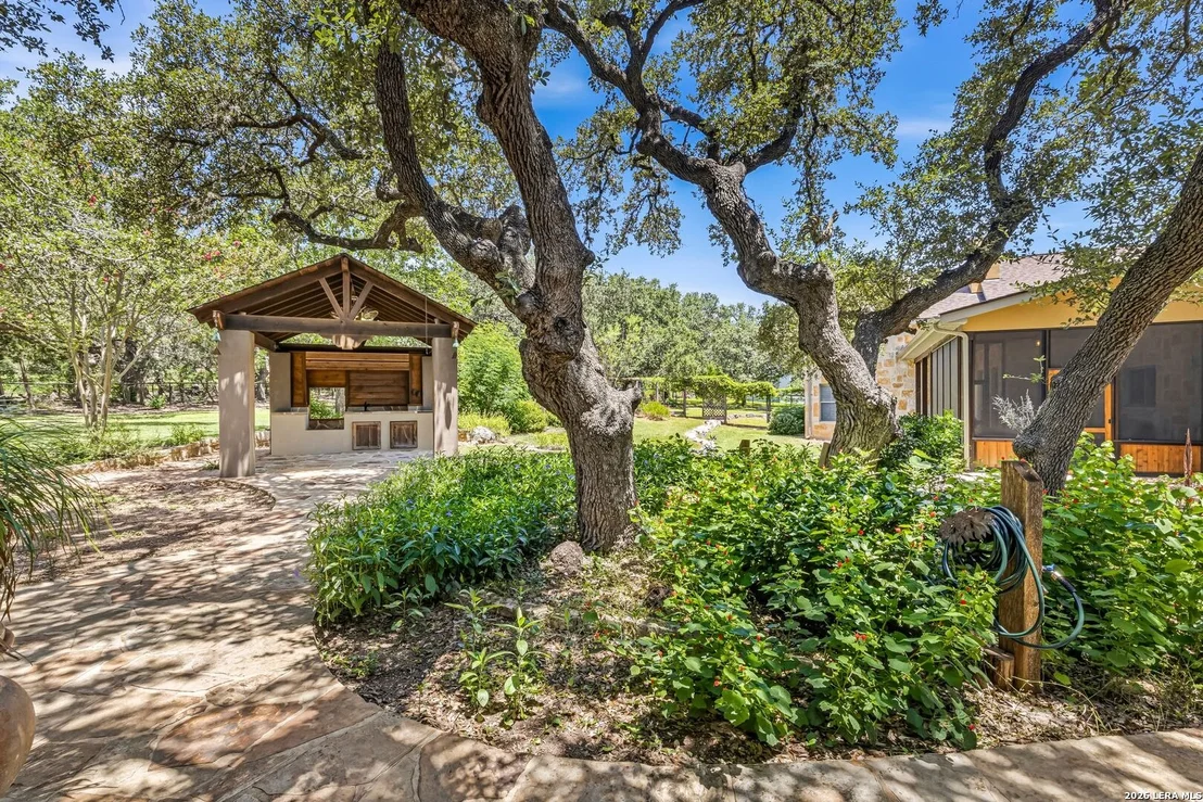 Photo of 900 INDIGO RUN DR