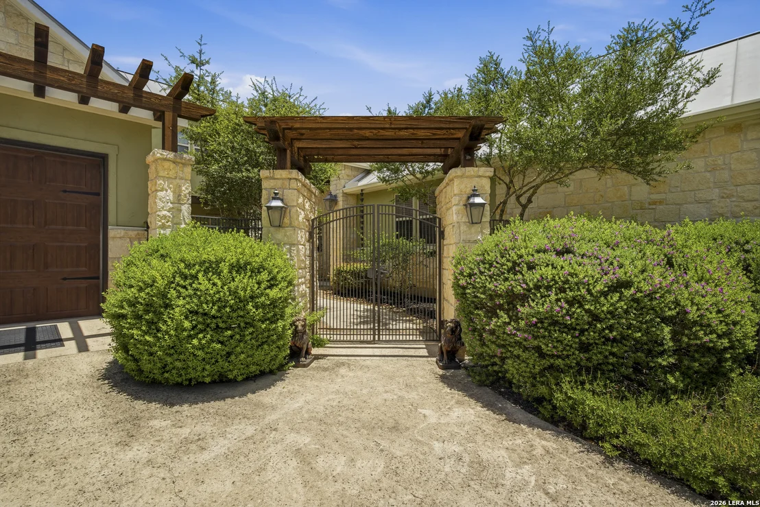 Photo of 148 Balcones Bend