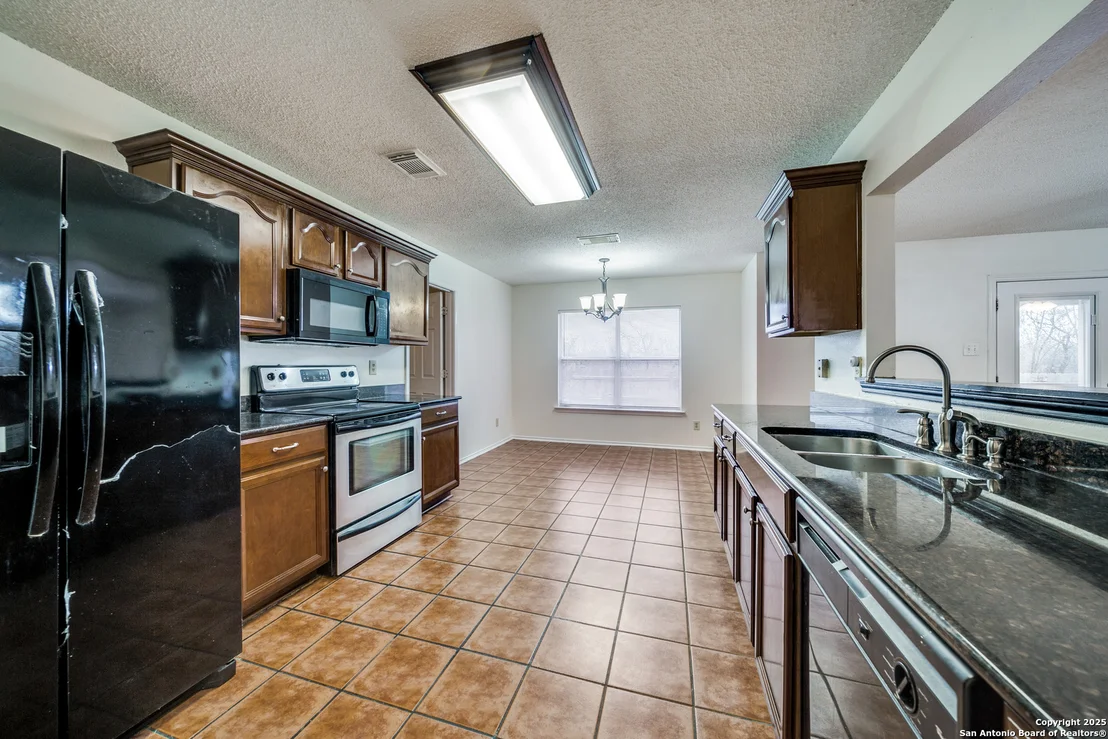 Photo of 7910 DAWNTREE PL