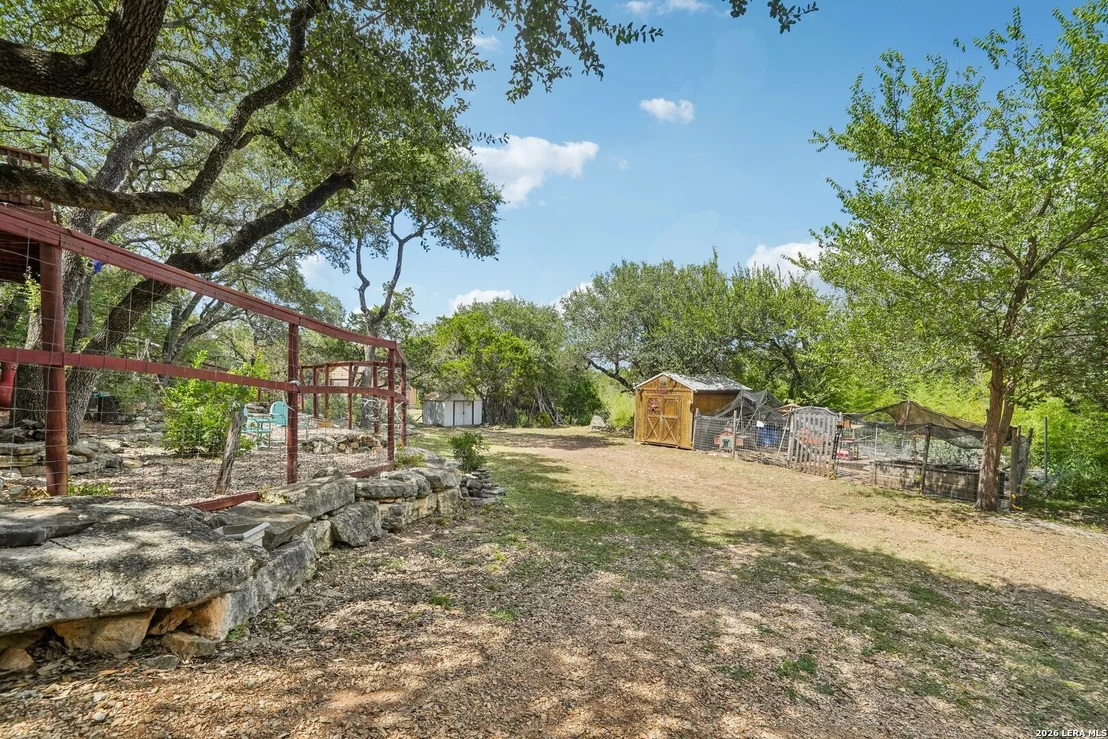 Photo of 175 Lorne Rd