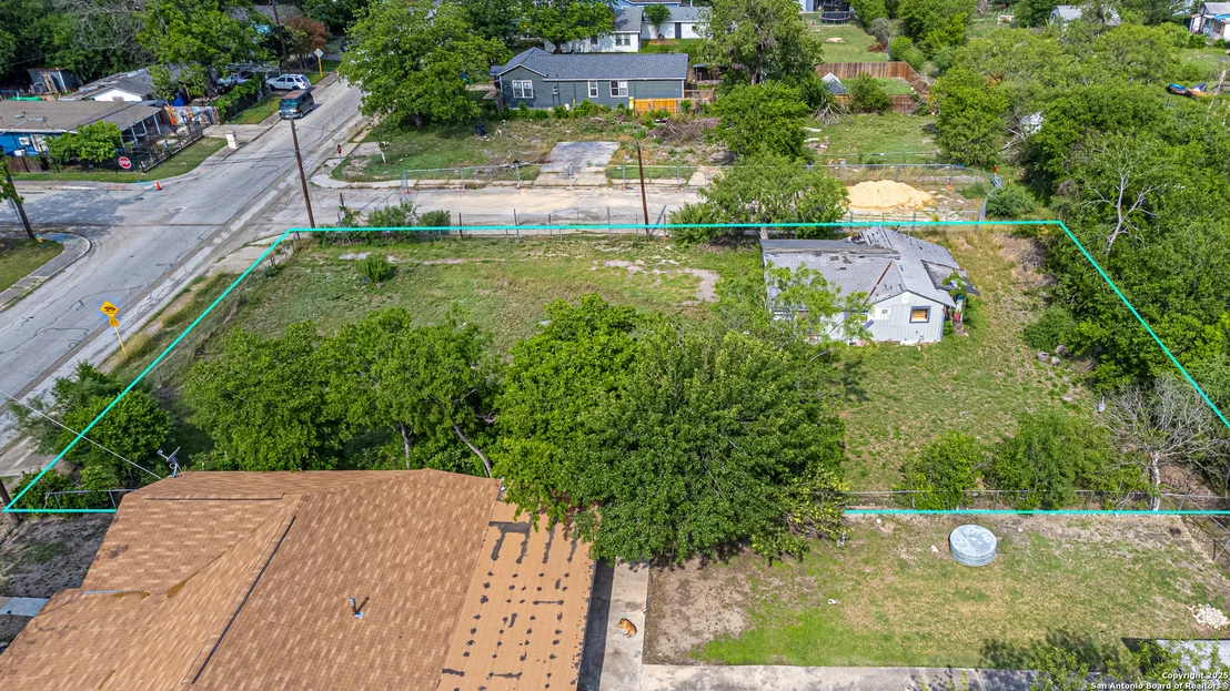 Photo of 239 McCauley Blvd