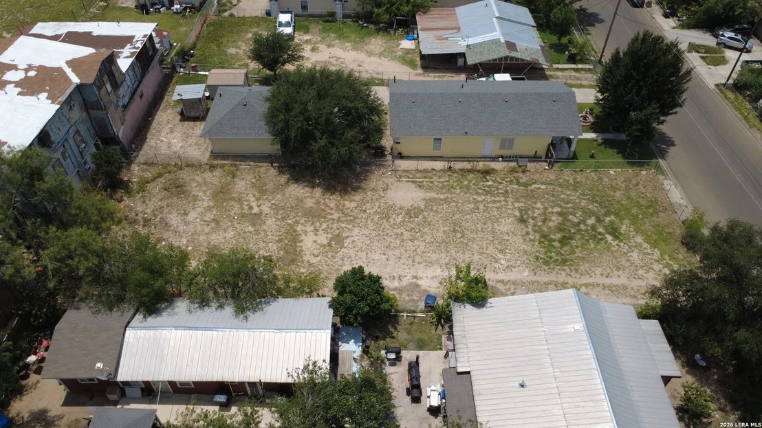 Photo of 246 N COMAL ST