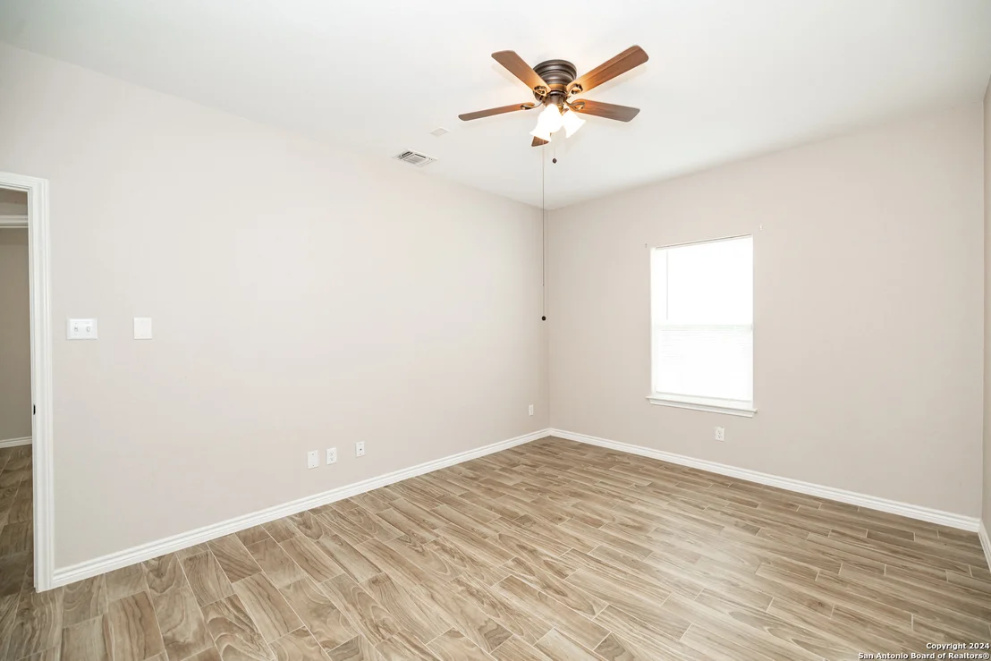 Photo of 1914 RAWHIDE LN