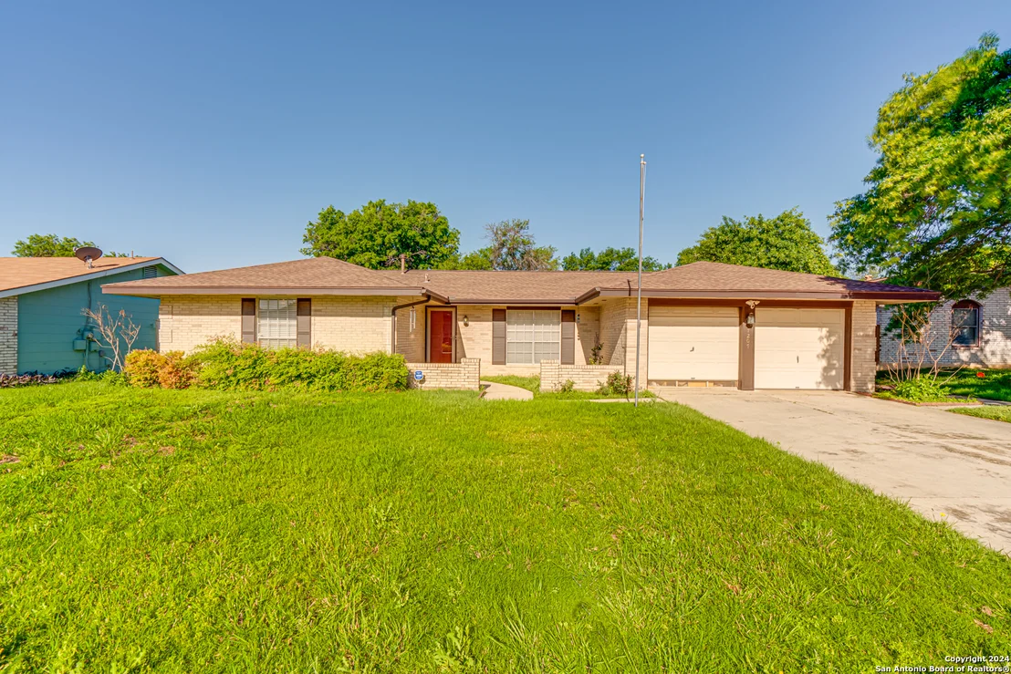 Photo of 7207 CASTLE GATE