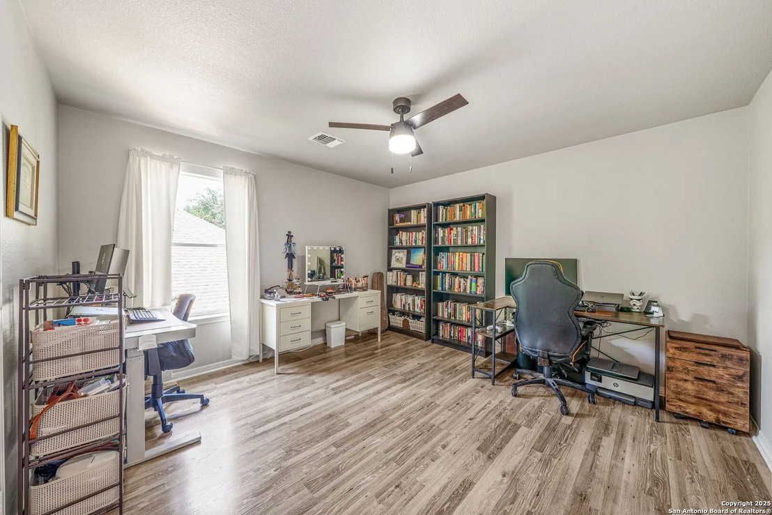 Photo of 11203 Jadestone