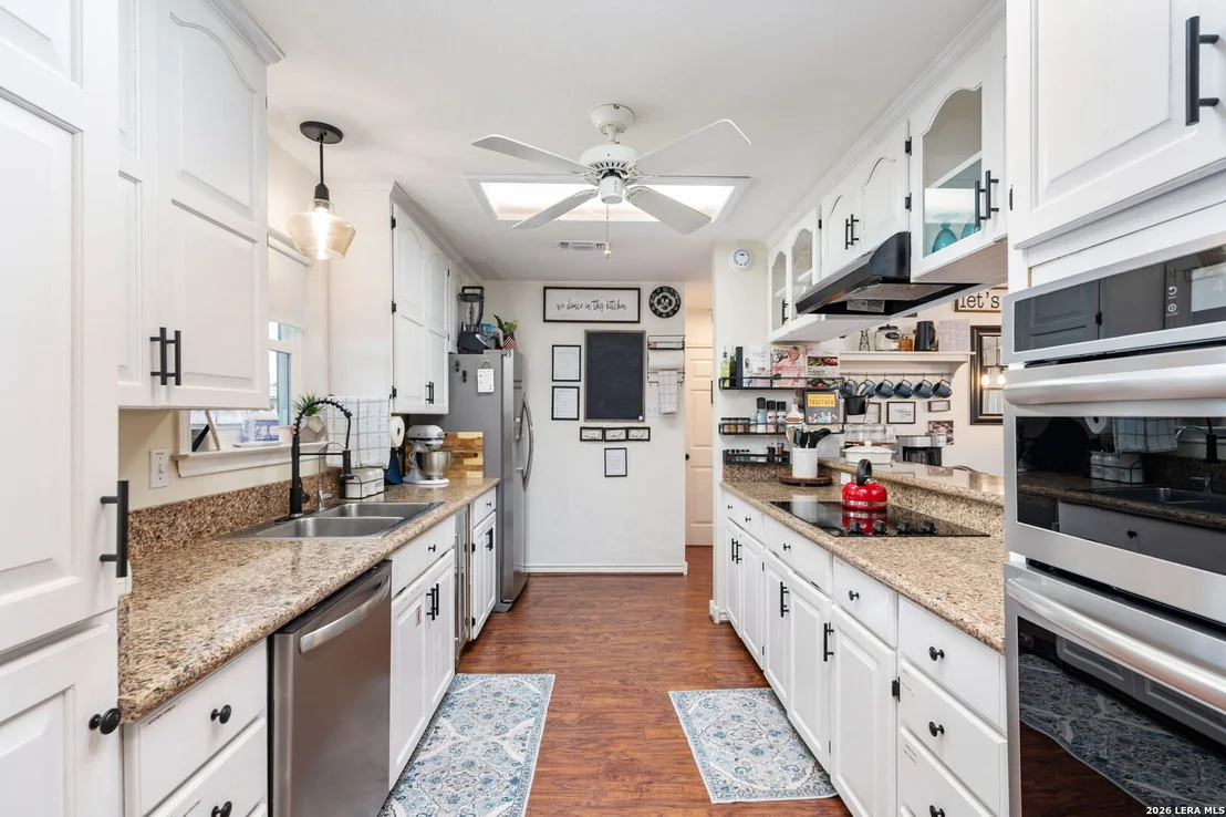 Photo of 34 river oak
