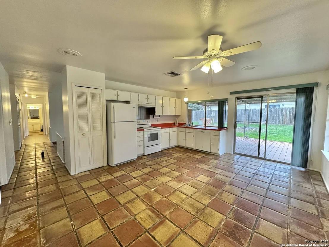 Photo of 8015 New World