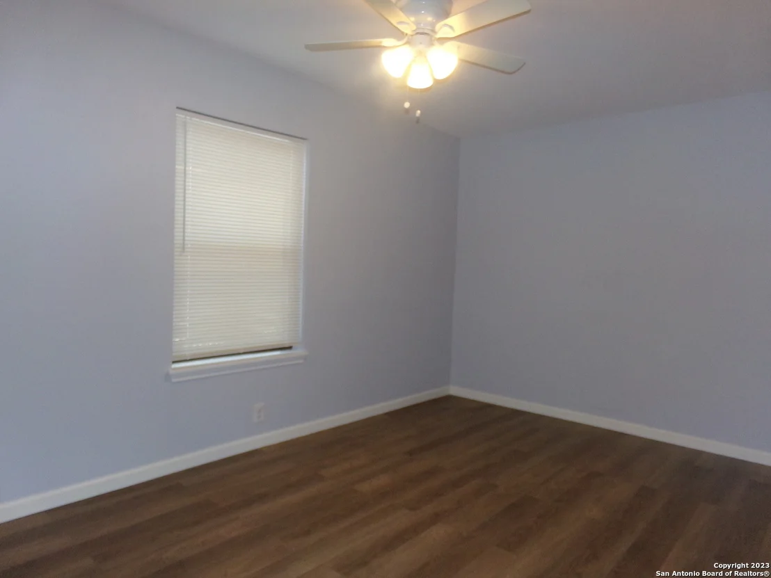 Photo of 735 ROCHAMBEAU