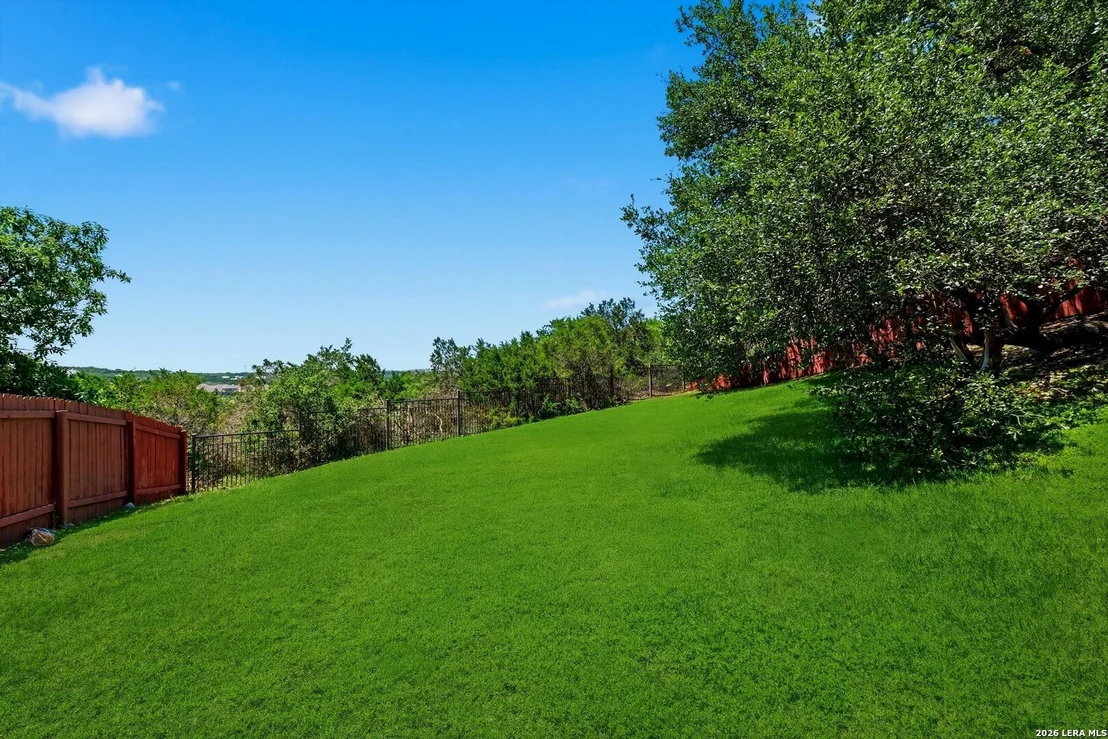 Photo of 3719 Sunset Cliff