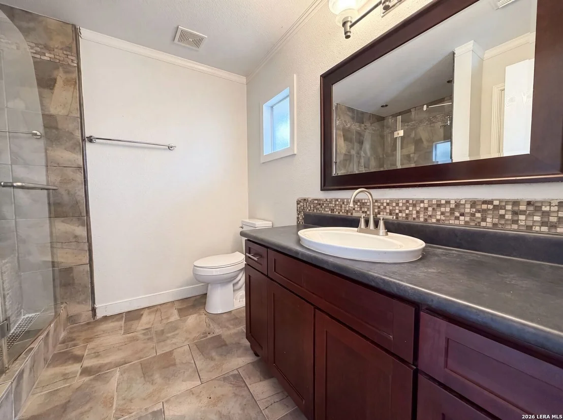 Photo of 1620 SUNVIEW CIR