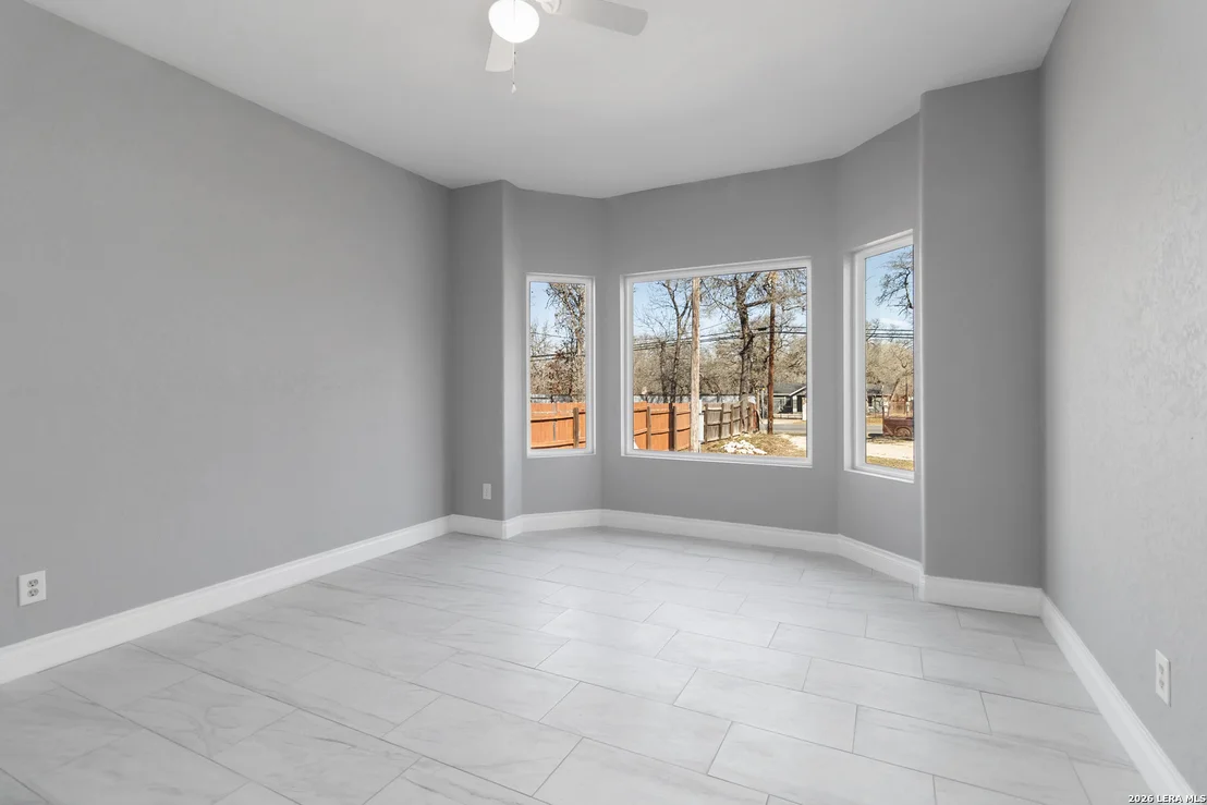 Photo of 3938 New Mathis