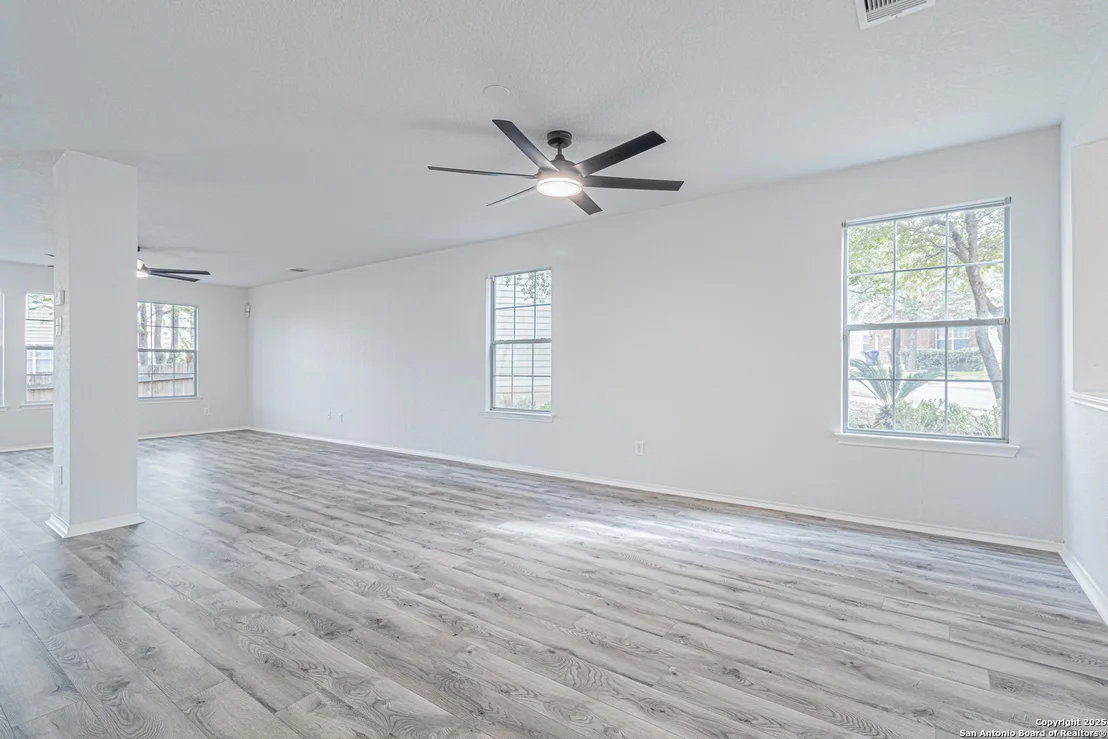 Photo of 6615 Suncliff Crst