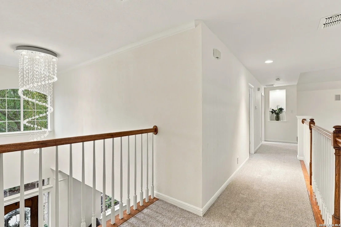 Photo of 18619 Rogers Pl