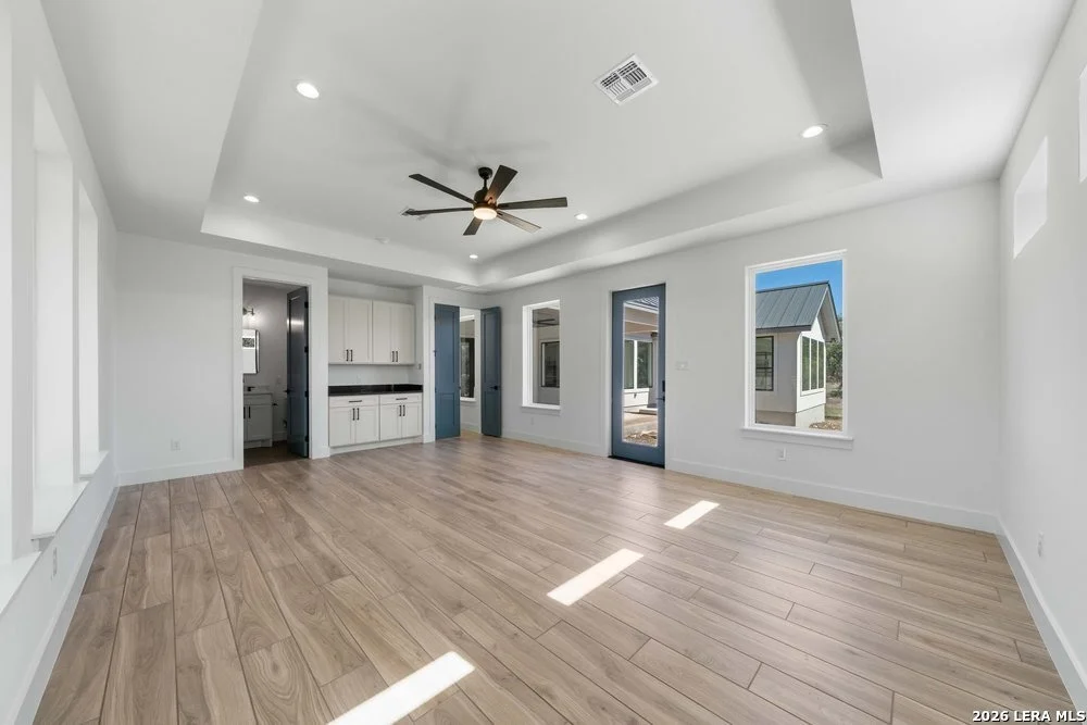 Photo of 877 Annabelle Ave