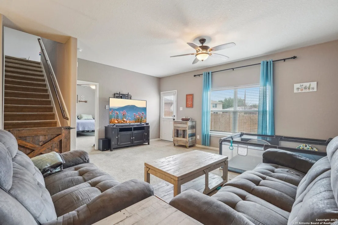 Photo of 6714 LUCKEY TREE