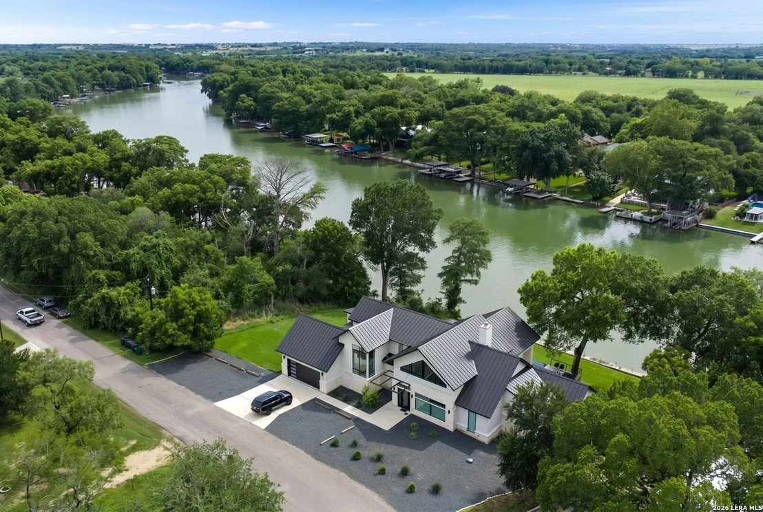 Photo of 230 Turtle Ln