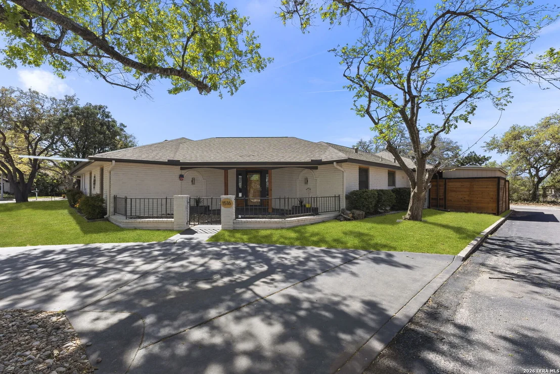 Photo of 1516 Caper