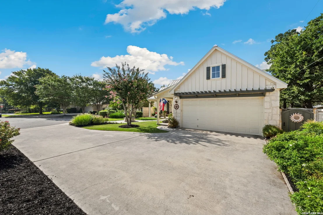 Photo of 109 Village Cir