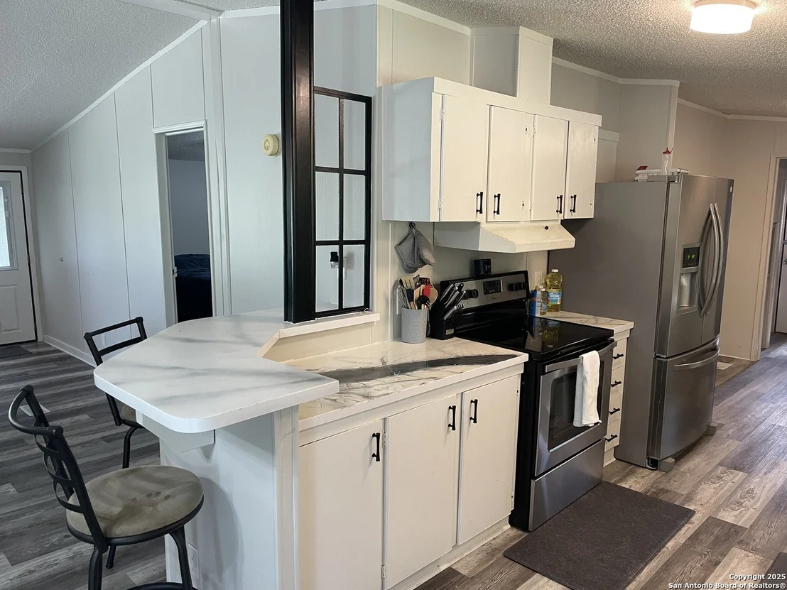 Photo of 233 COUNTY ROAD 340