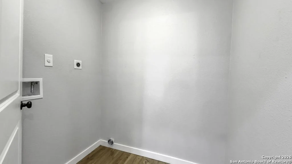Photo of 219 Saint James
