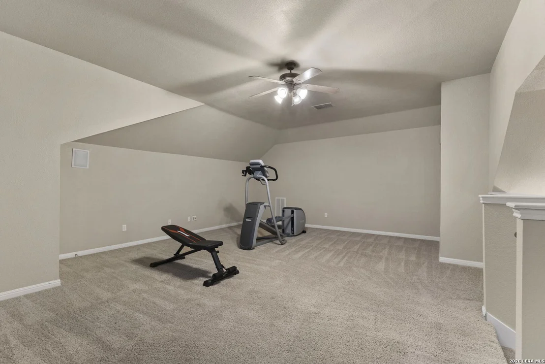 Photo of 266 MAIDSTONE CV