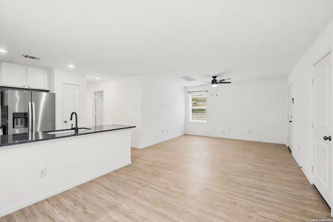 Photo of 13543 Barton Cove
