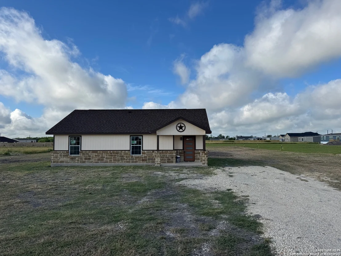 Photo of 450 County Road 679
