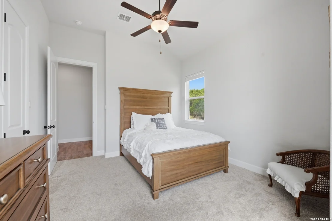 Photo of 212 HIGH POINT CIR