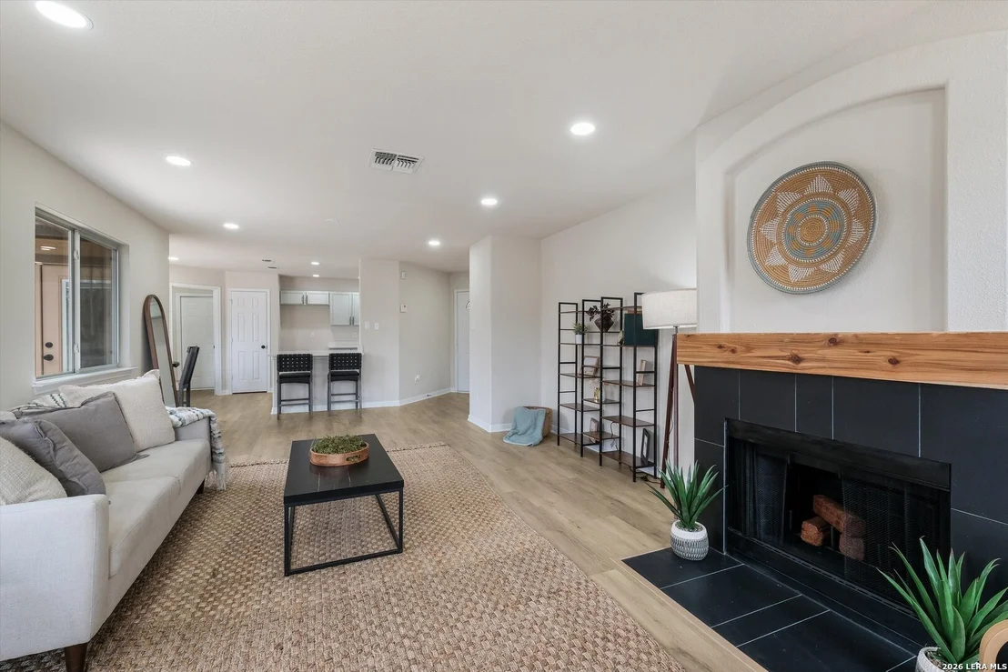 Photo of 5390 Chestnut View